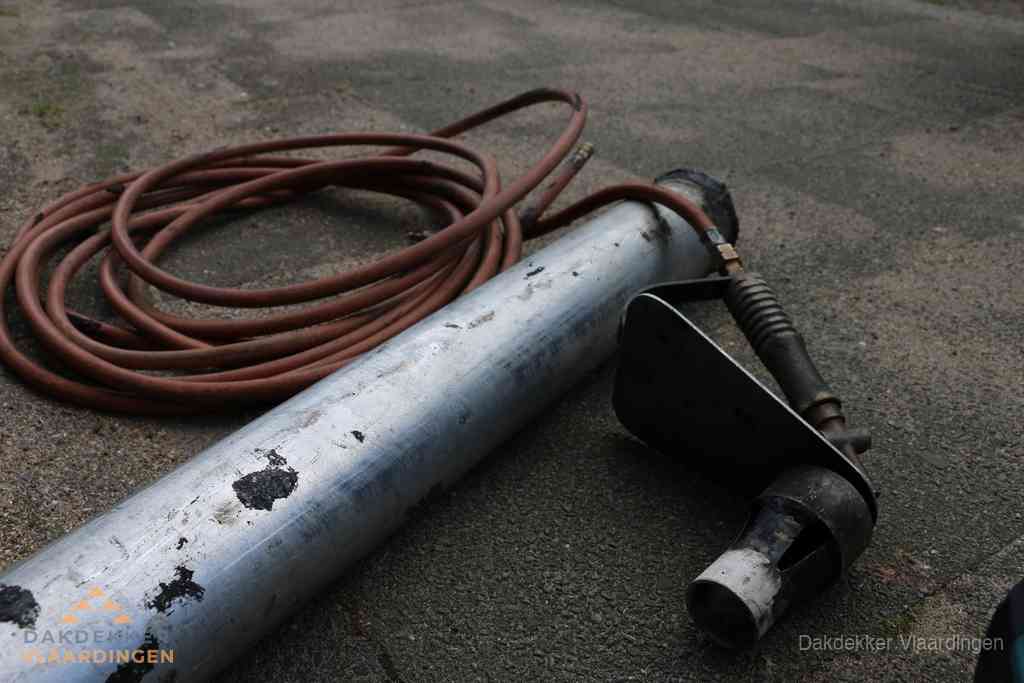 Dakdekker gasbrander en gereedschap voor spoedklus in Vlaardingen Dakdekker gasbrander en gereedschap voor spoedklus in Vlaardingen
